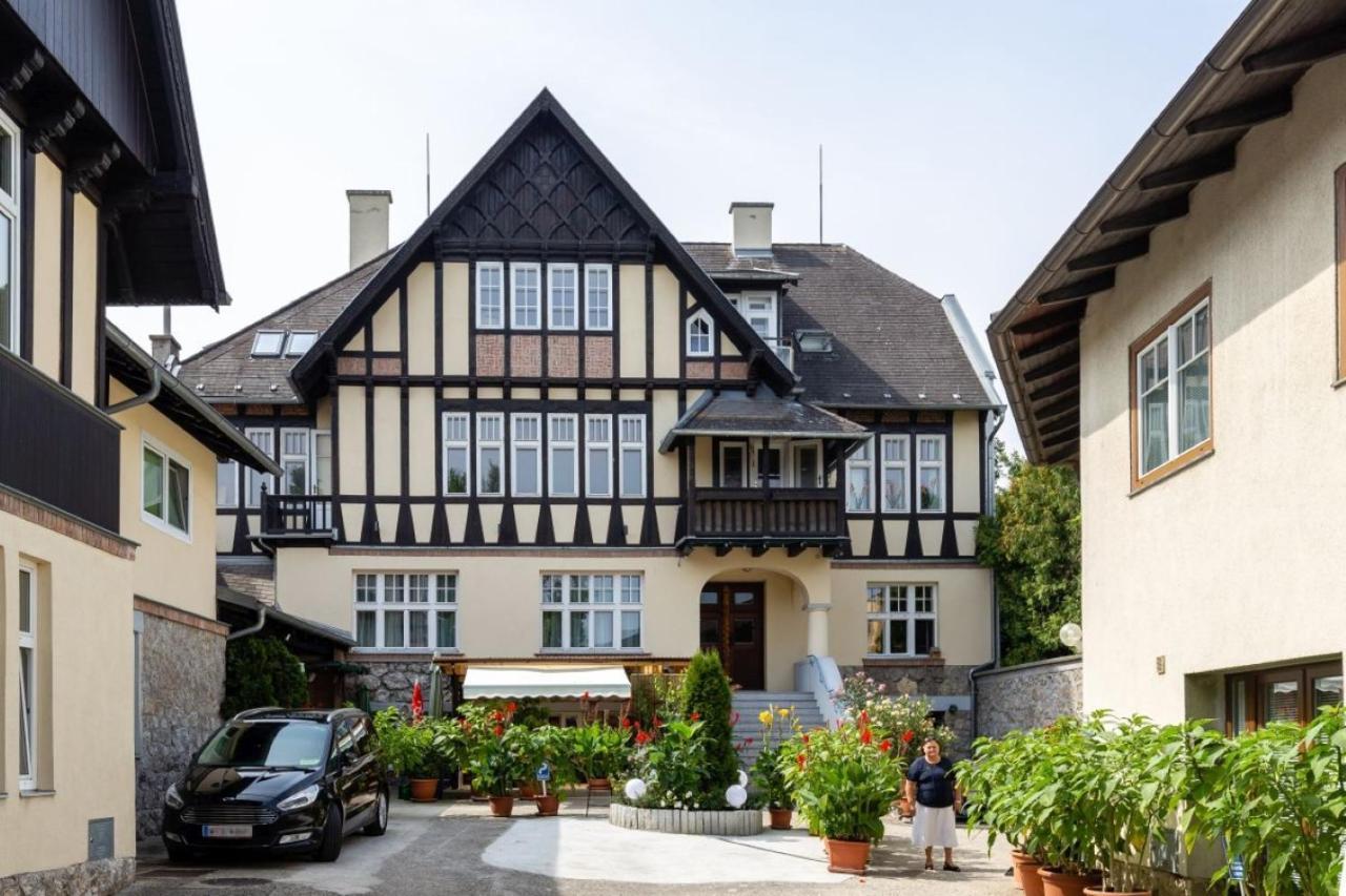 ペルヒトルツドルフHaus Zu Den Zwei Eichenアパートメント エクステリア 写真